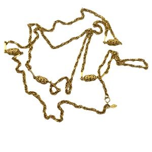 Vintage Gold filigree style Sarah Coventry necklace gold necklace